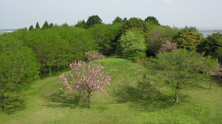 古墳がいくつかあります