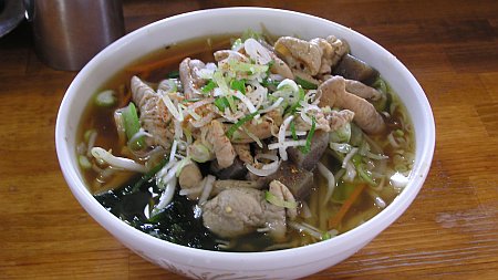 純手打おまかせ羅阿麺（700円）