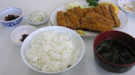 まぐろカツ定食（1000円）