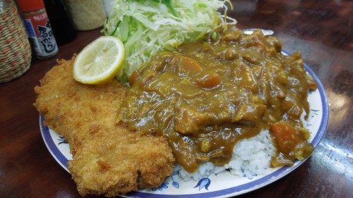 カツカレー（940円）