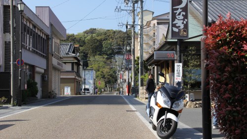 浜松市内の一般道を走る