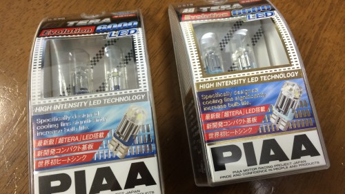 PIAA製6000K色温度のLED