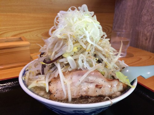 角ふじ麺(中盛750円)