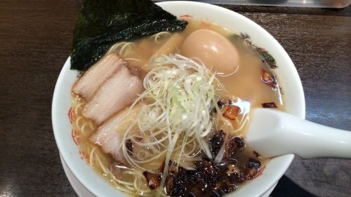 塩ラーメン(650円)