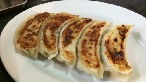 手作り餃子(350円)