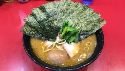 吉村家　総本山のラーメン