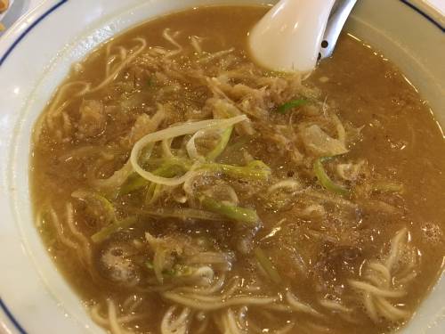 フカヒレの黄金スープ麺