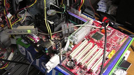 自作パソコンの趣味を楽しんでいる雰囲気が伝われば嬉しいです