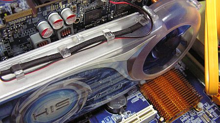 RADEON HD 4670の巨大冷却ファン