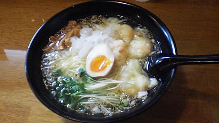 塩ワンタン麺